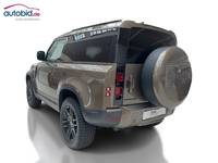 Vaade tagant vasakult