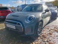 Pogled od napred levo