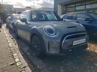 Pogled od napred  desno