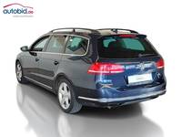 Vista traseira esquerda