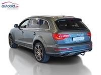 Vista traseira esquerda