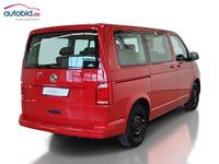 Pogled od pozadi desno