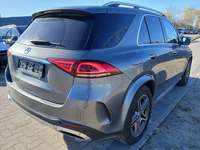 Vue de l’arrière droit