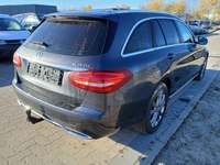 Vue de l’arrière droit