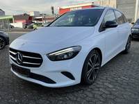 Vista anteriore sinistra