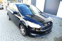 Pogled desno spredaj