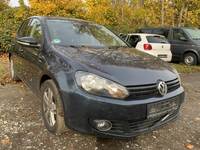 Pogled desno spredaj