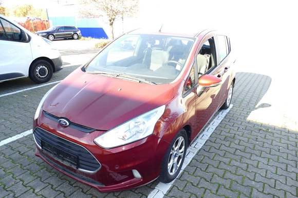 Vista anteriore sinistra