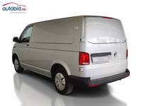 Vista traseira esquerda