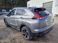 Vue de l’arrière gauche