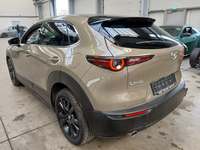 Vue de l’arrière gauche