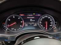 Pogled na kombinovani instrument