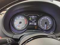 Pohled na přístrojovou desku