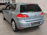 Vista traseira esquerda