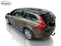 Vue de l’arrière gauche