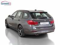 Vaade tagant vasakult