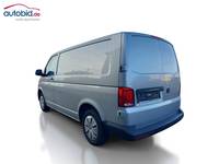 Pogled od pozadi levo