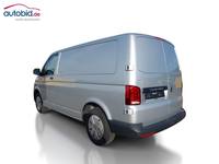 Pogled od pozadi levo