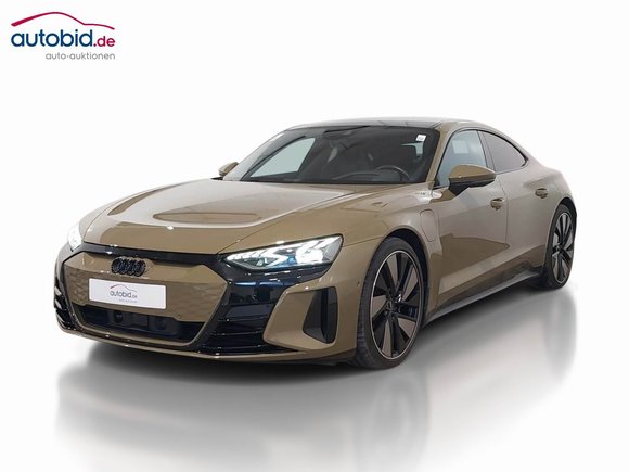 Pogled od napred levo