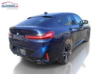 Pogled od pozadi desno