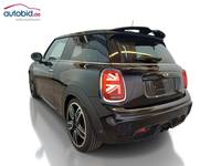 Pogled od pozadi levo