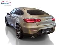 Vaade tagant vasakult