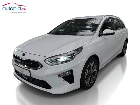 Pogled od napred levo