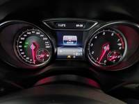 Pogled na kombinovani instrument