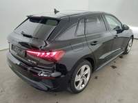 Vue de l’arrière droit