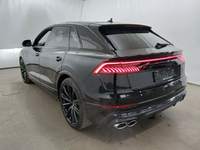 Vue de l’arrière gauche