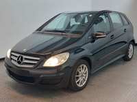 Vaizdas iš priekio kairės