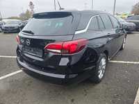 Widok z tyłu po stronie prawej