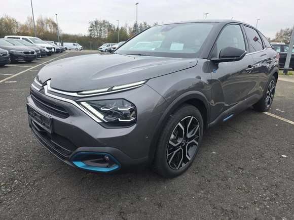 Widok z przodu po stronie lewej