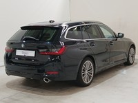 Vue de l’arrière droit