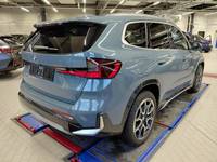 Pogled od pozadi desno