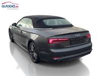 Pogled od pozadi levo