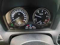 Pogled na kombinovani instrument