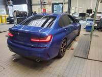 Pogled od pozadi desno