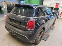 Pogled od pozadi desno