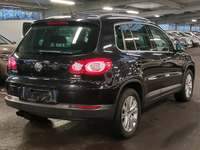 Pogled od pozadi desno