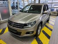 Pogled od napred levo