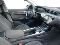 Вид на салон