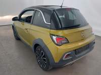 Vue de l’arrière gauche