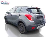 Vista traseira esquerda