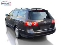 Vista traseira esquerda