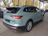 Widok z tyłu po stronie prawej