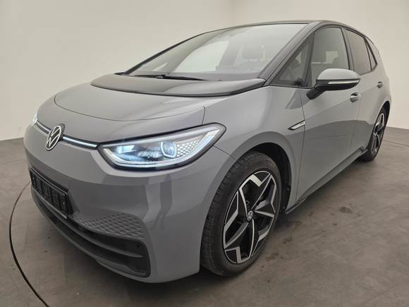 Widok z przodu po stronie lewej