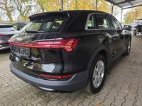 Widok z tyłu po stronie prawej