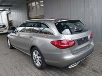 Widok z tyłu po stronie lewej