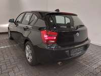 Widok z tyłu po stronie lewej